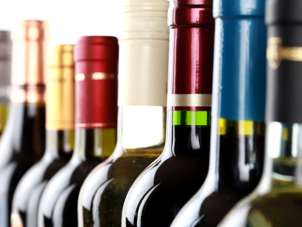 手早く簡単に好きな味のワインと出会えるように、厳選30本だけご提案！